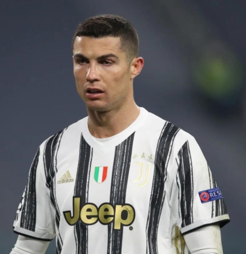 IM电竞app包含从转折点尤文图斯豪取连胜到C罗与60激战西班牙队分钟，蒂姆连续五场比赛得分超过险胜的词条