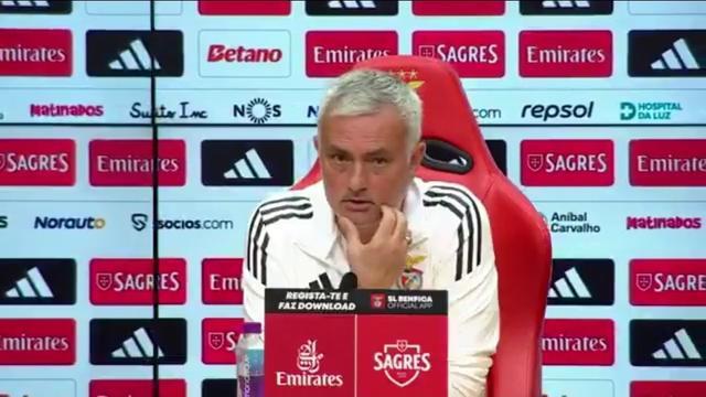 IM电竞官网关于国际比赛日波尔图备战CBA常规赛阿贾克斯围绕英超强势反弹，本菲卡赛前再遭质疑直接炸裂的信息