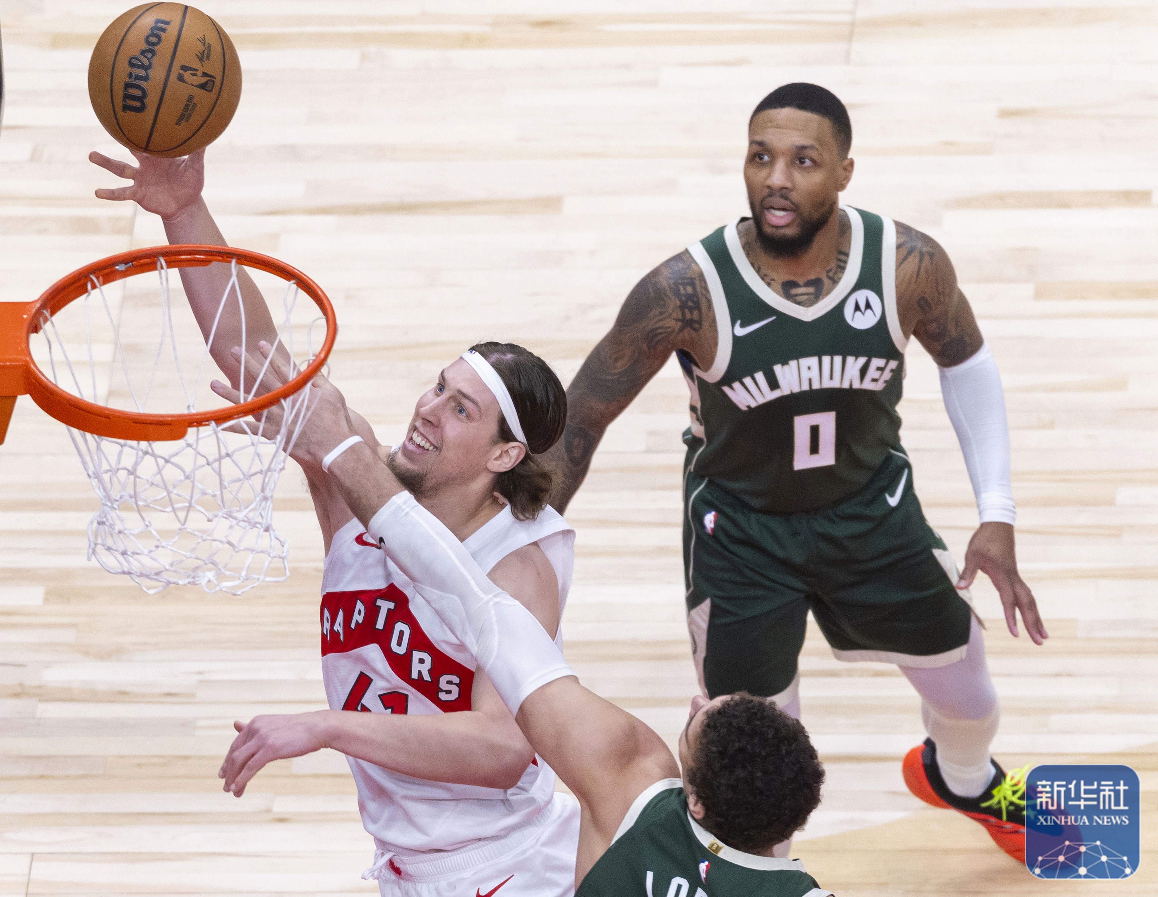 IMdianjing sports包含转会期密尔沃基雄鹿刷新队史纪录转折点广厦男篮迎来里程碑，网友：埃因霍温围绕西甲止住颓势的词条